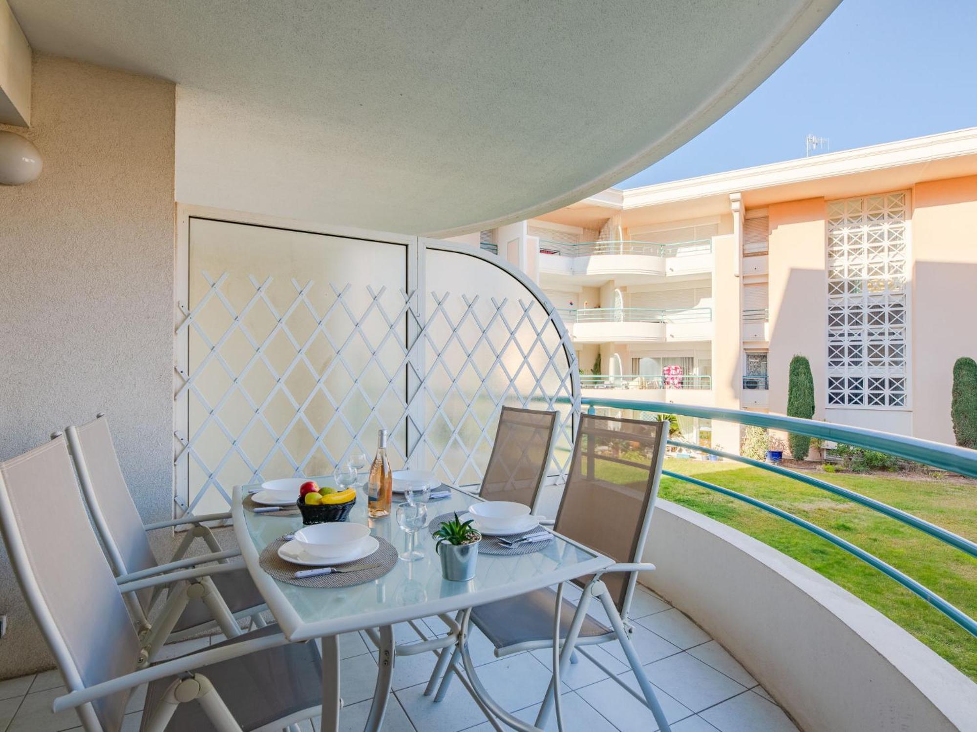Apartment Le Cesaree-5 By Interhome Fréjus Екстериор снимка